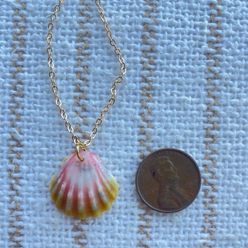 Hawaiian sunrise shell Gold Chain with Pink and Yellow Shell Pendant